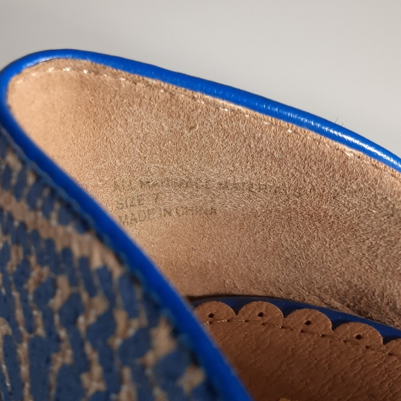 Restricted Blue Tan Slip On Shoes Flats Size 7 - Picture 6 of 6